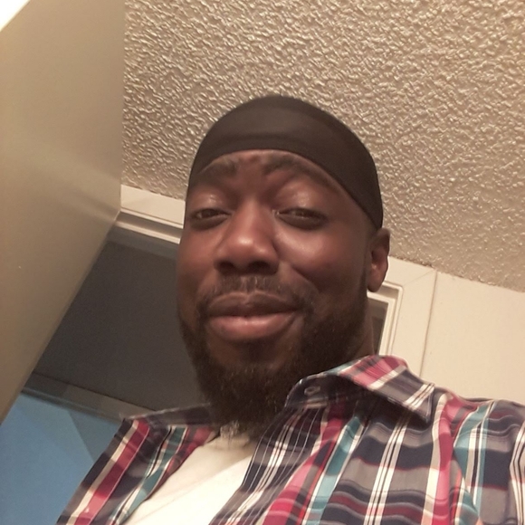 Meet your Posher, Joseph - Picture 3 of 3